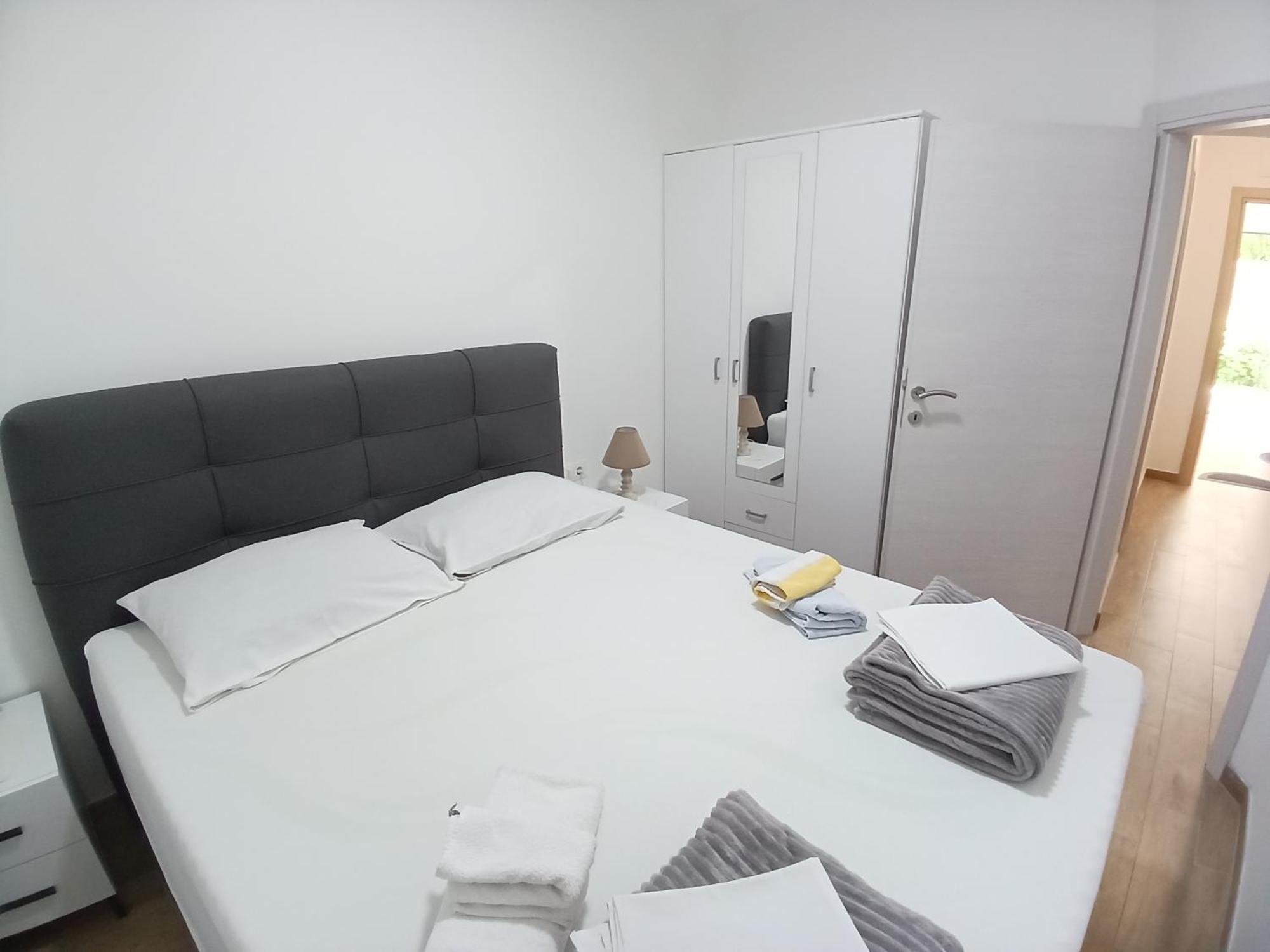 Apartments Tiha Noc 科托尔 外观 照片