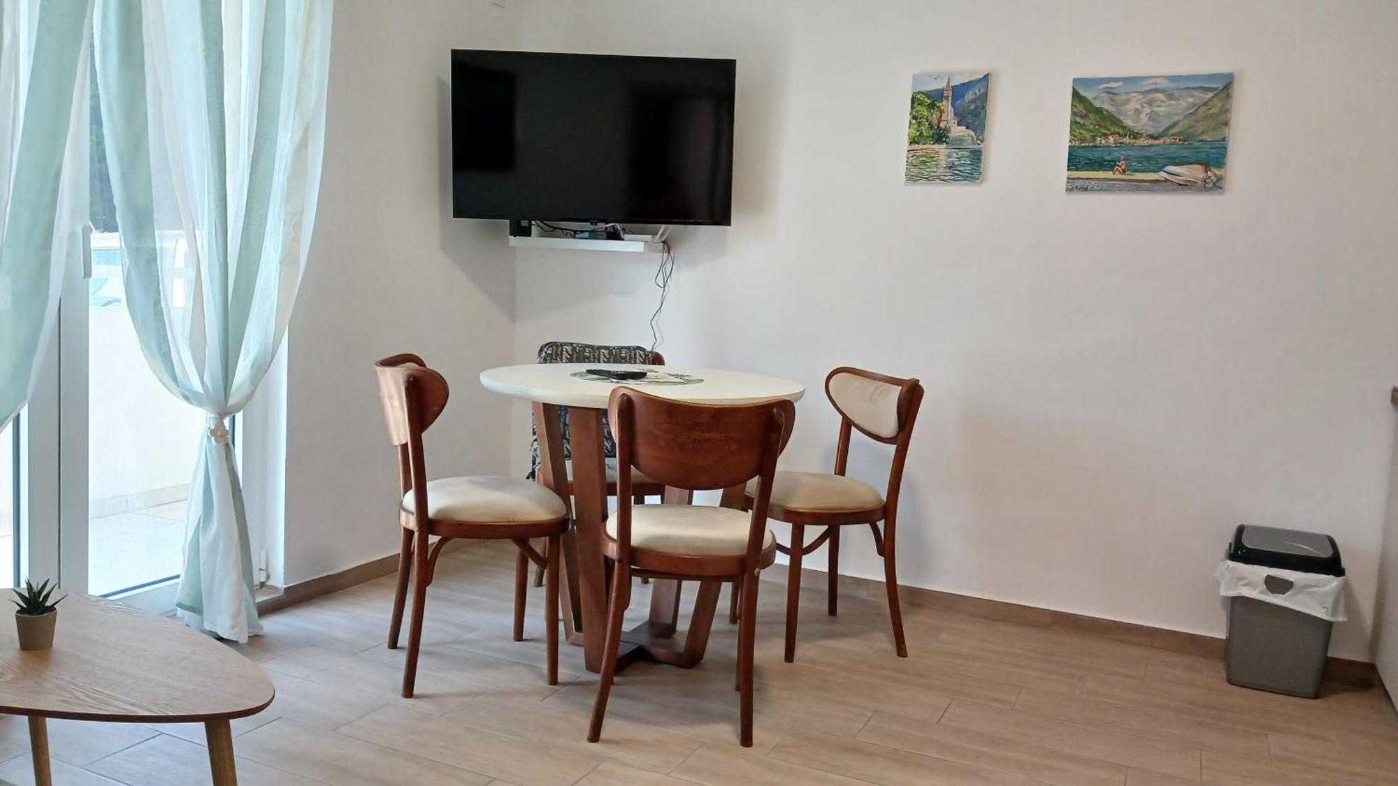 Apartments Tiha Noc 科托尔 外观 照片