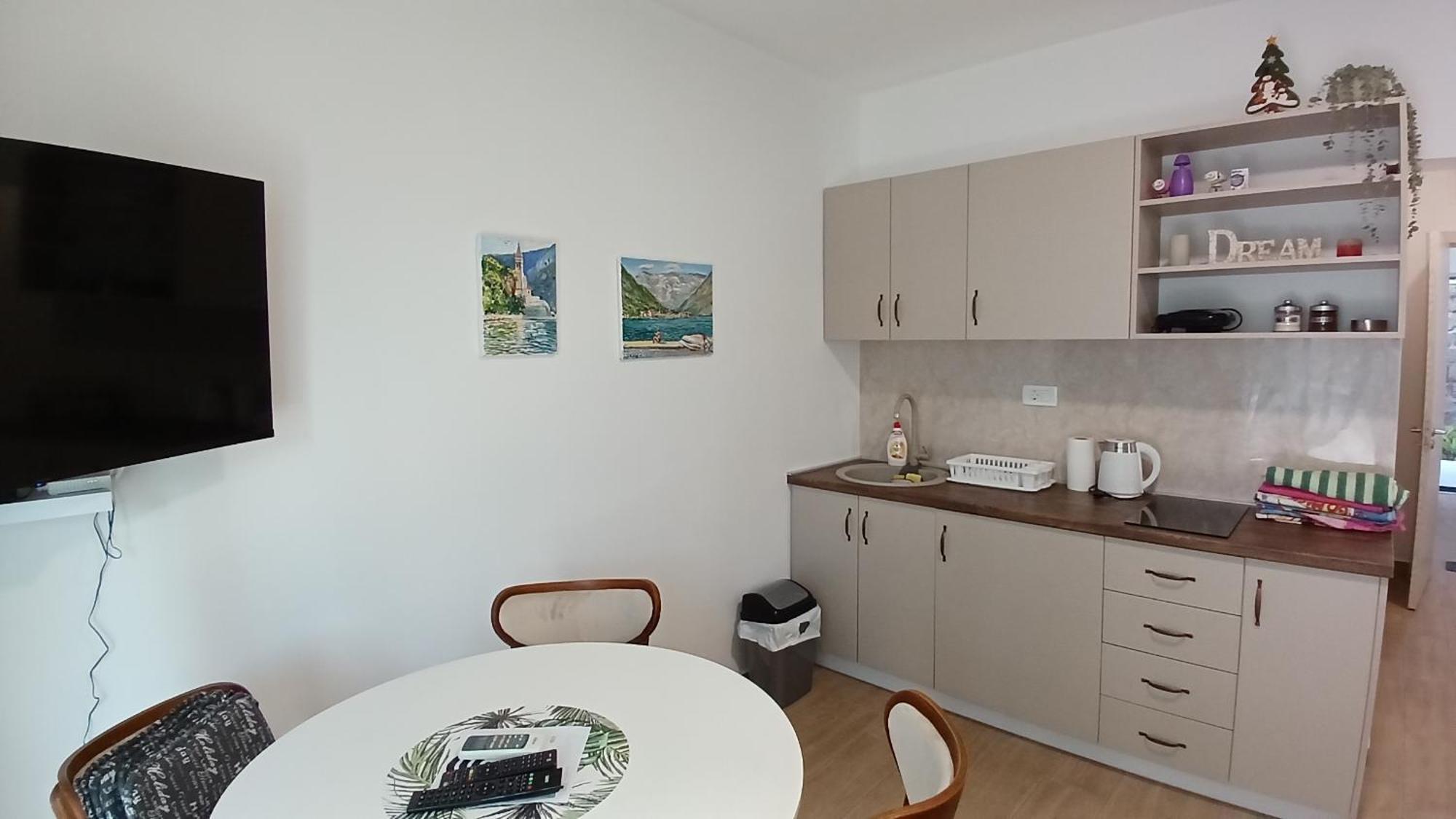 Apartments Tiha Noc 科托尔 外观 照片